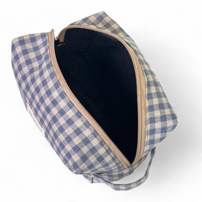 'Brisa' Toiletry Bag